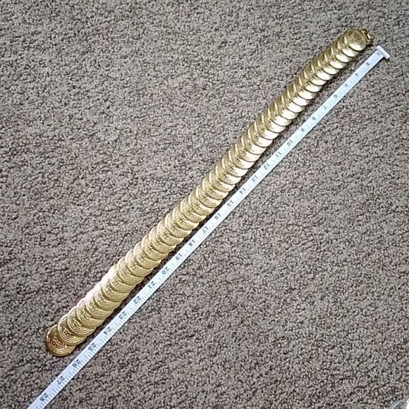 VTG, TONE GOLD CORCHO CIRCLE SCALE METAL ELASTIC BELT - Picture 6 of 7
